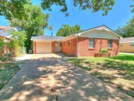 featured image of 249 Nw 82nd St