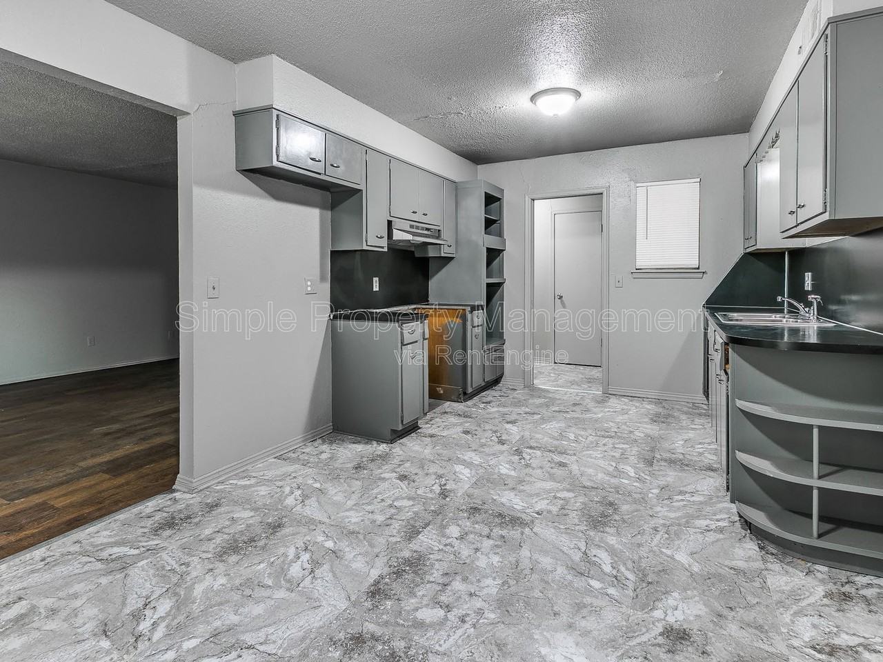 249 Nw 82nd St - Photo 6 of 22