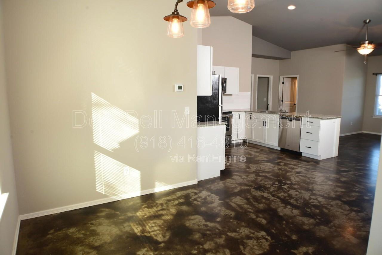 14974 S 305th East Ave #B - Photo 7 of 19