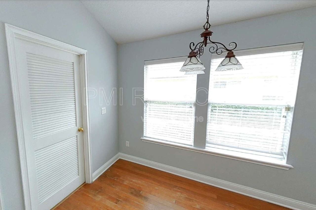 6312 Courtney Crest Ln - Photo 7 of 28