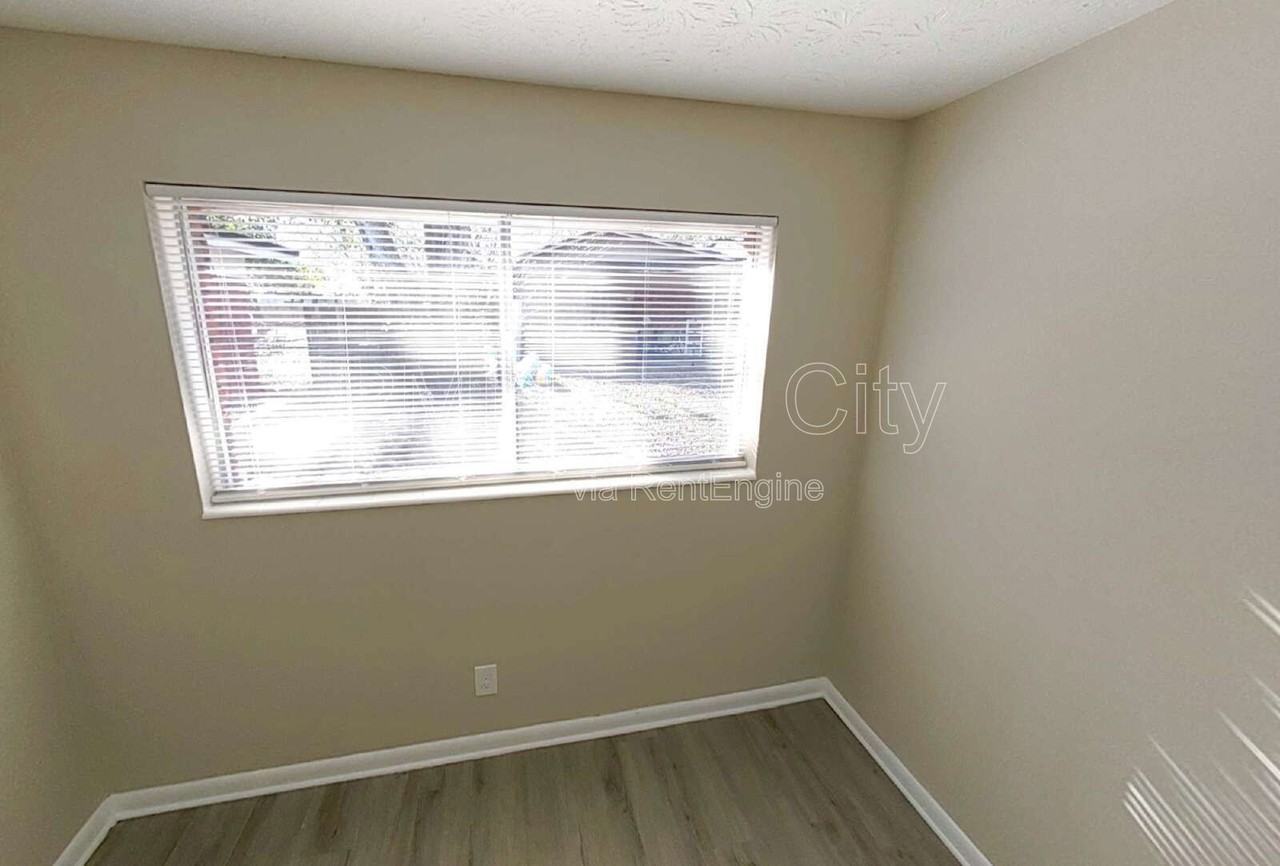 1214 Santiago Dr - Photo 6 of 12