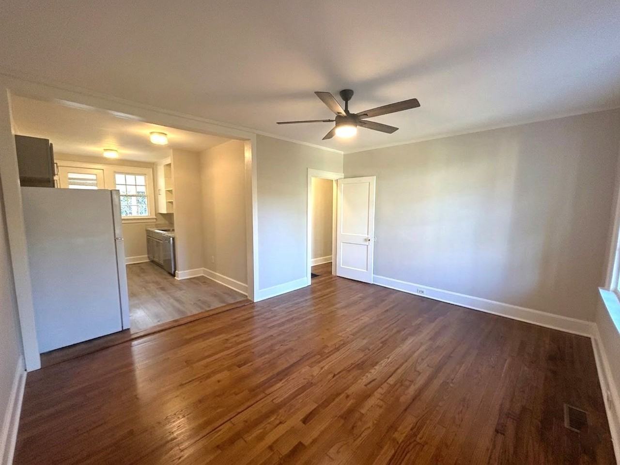 132 Oakhaven Ave - Photo 3 of 14