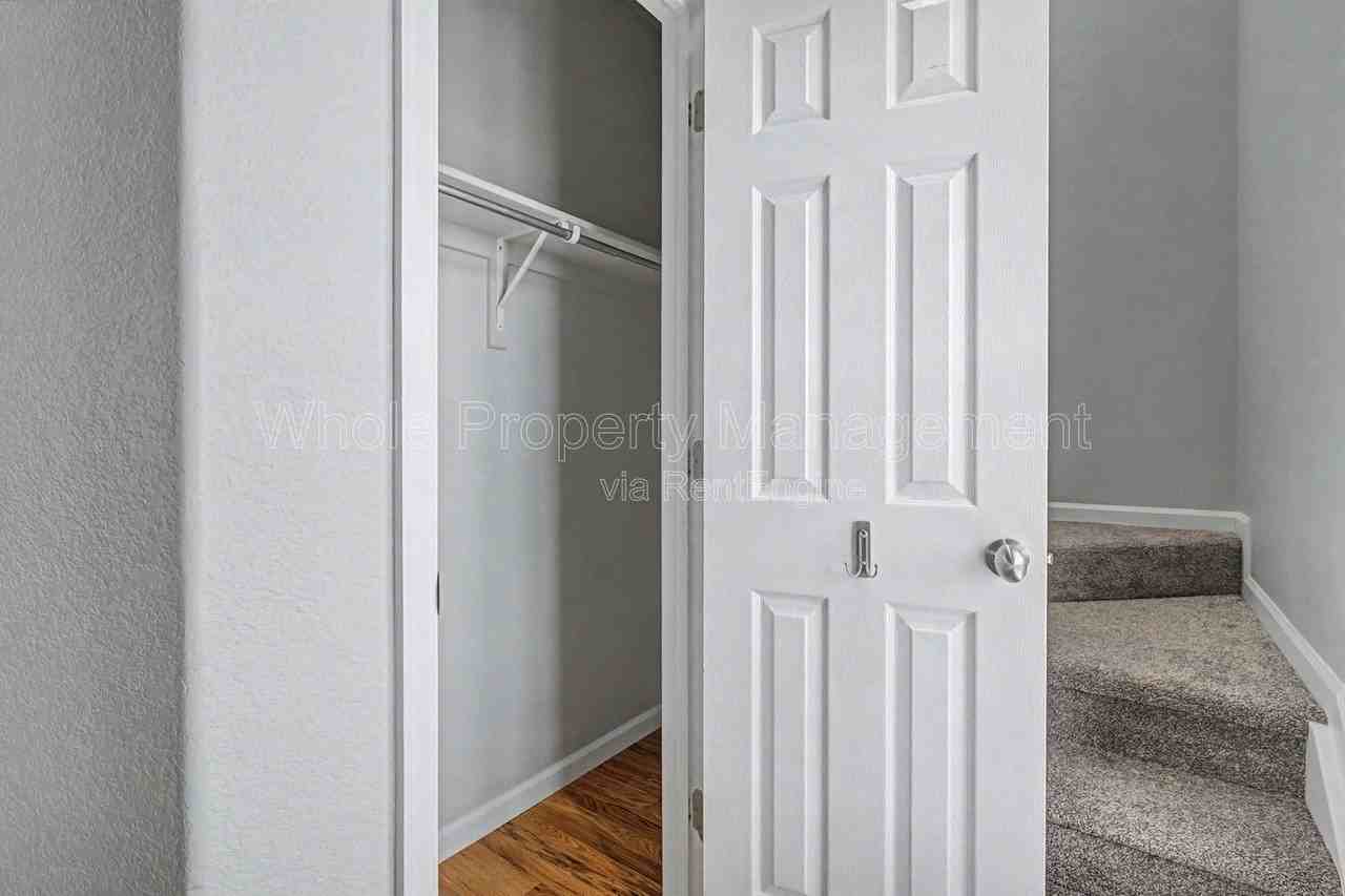 5614 Bergamont Dr - Photo 4 of 30