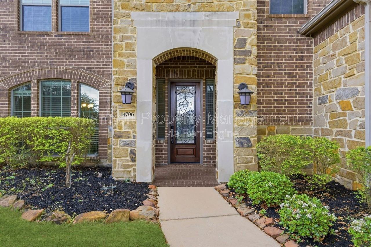 14706 Ashley Creek Ct - Photo 6 of 50