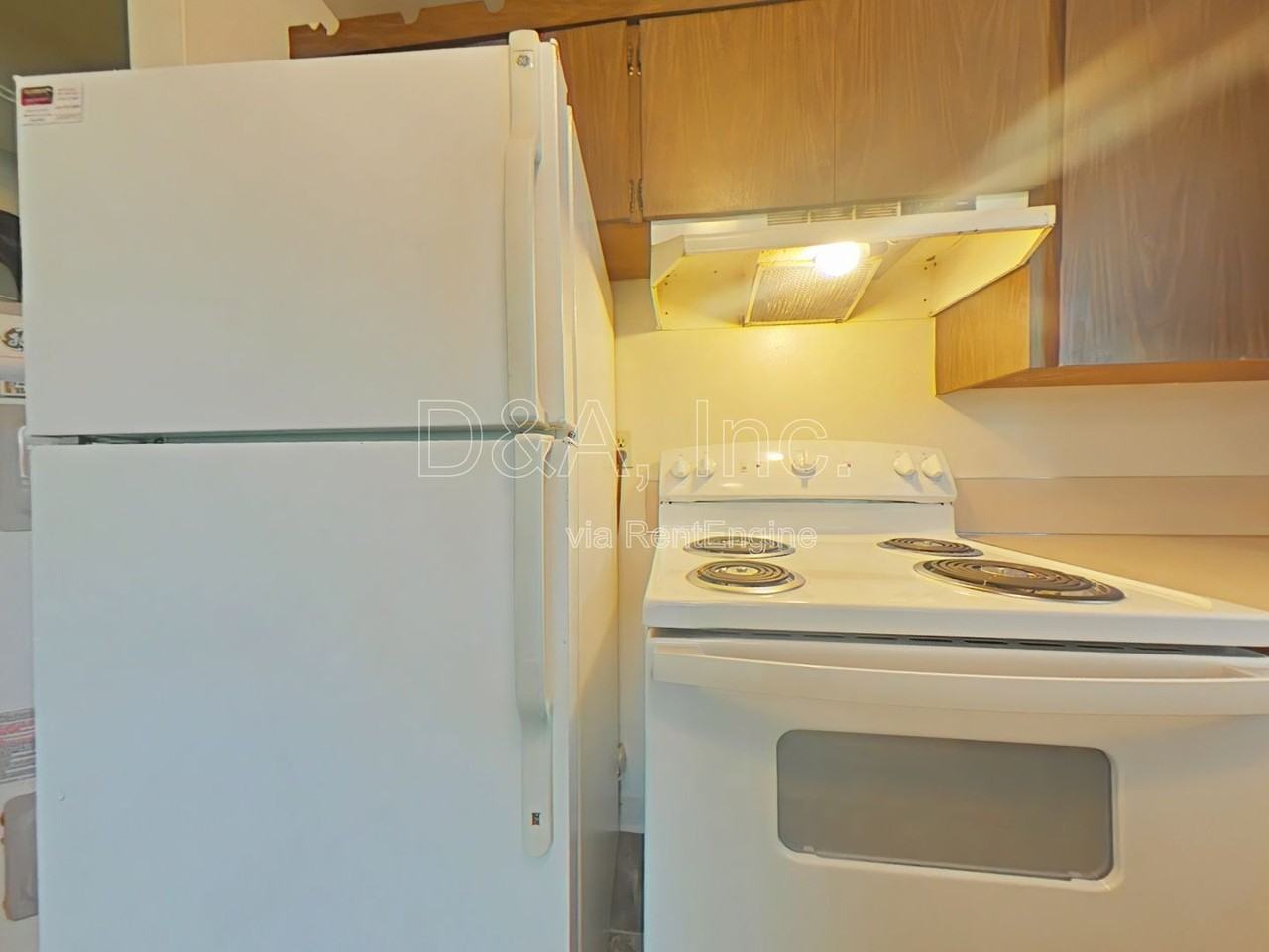 1990 Nw Kings Pl - Photo 4 of 11