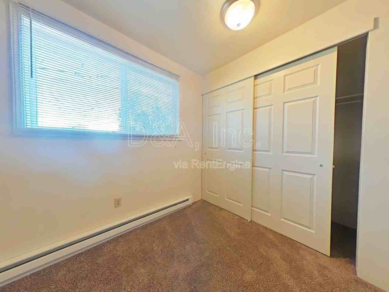 1990 Nw Kings Pl - Photo 7 of 11