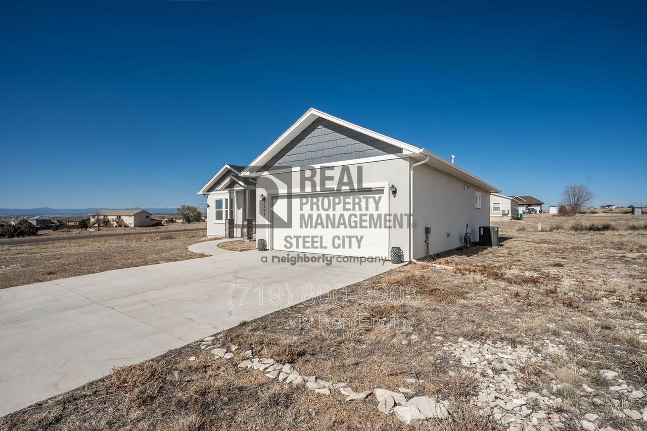 295 W Acorn Dr - Photo 3 of 33