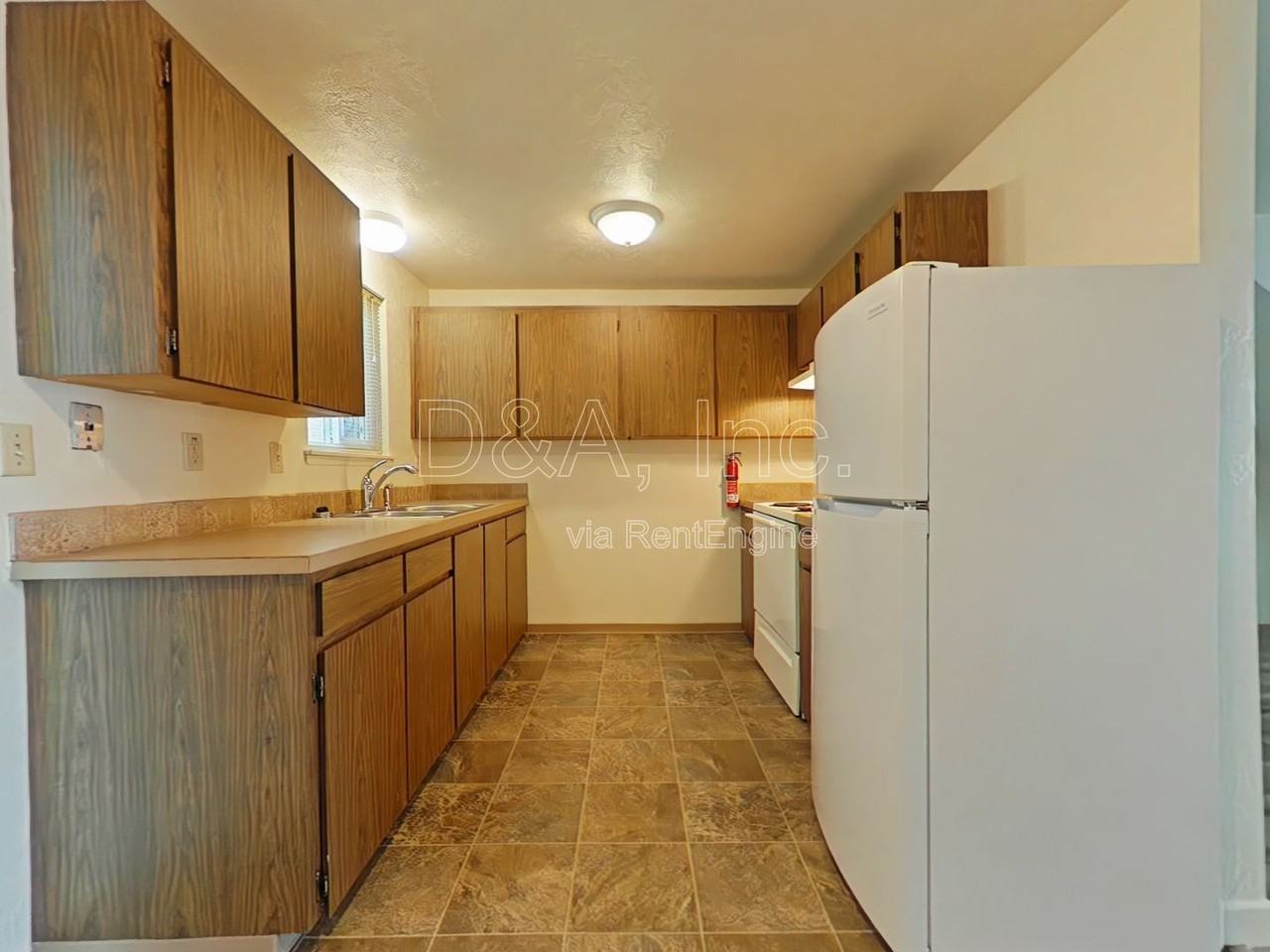 2567 Sw Pickford St #C - Photo 4 of 9