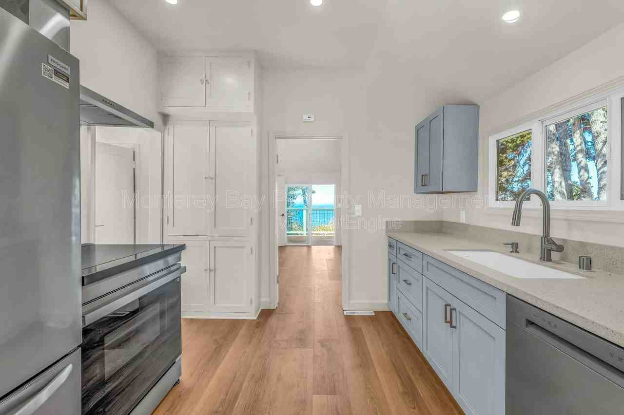 214 Upper Walden Rd - Photo 7 of 19