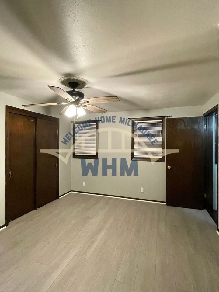 5748 N 40th St - Photo 4 of 11