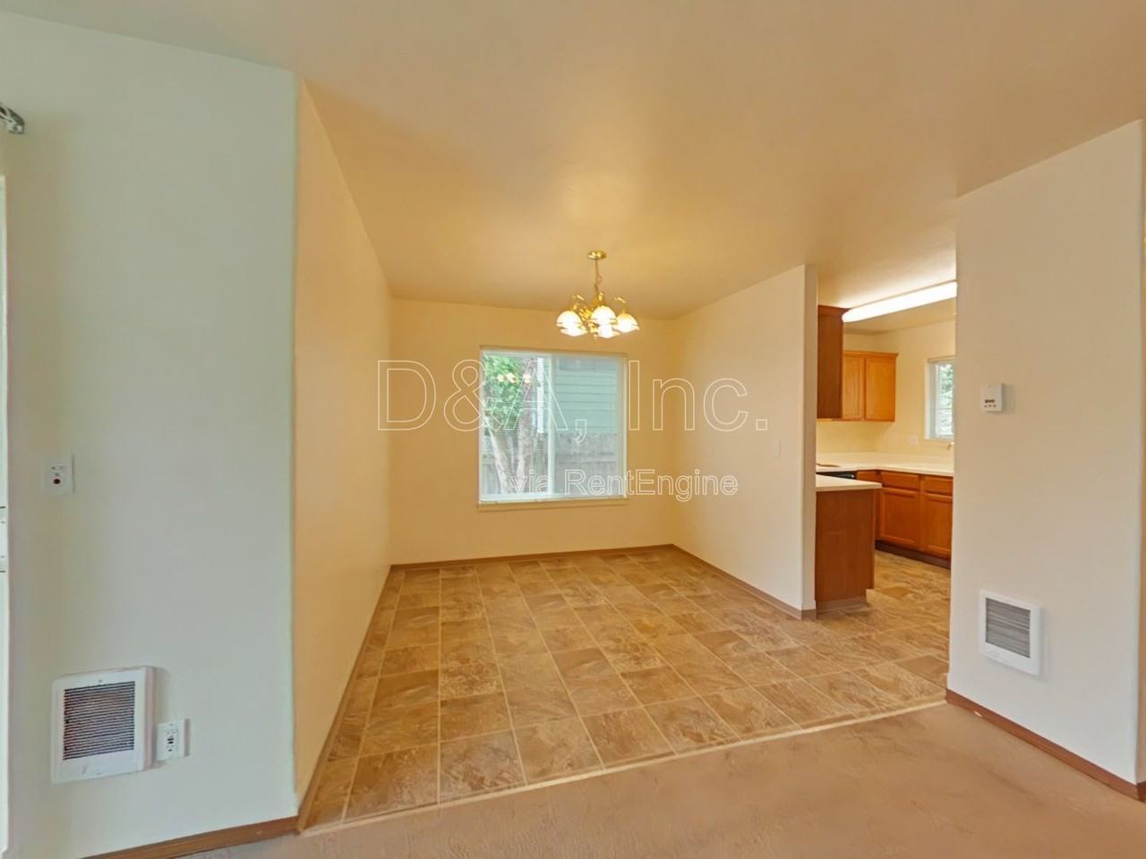 3143 Ne Powderhorn Pl - Photo 3 of 18