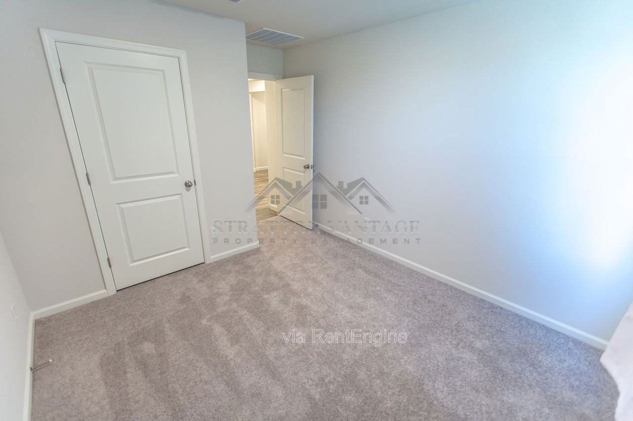 3510 N Mateo Dr - Photo 7 of 43