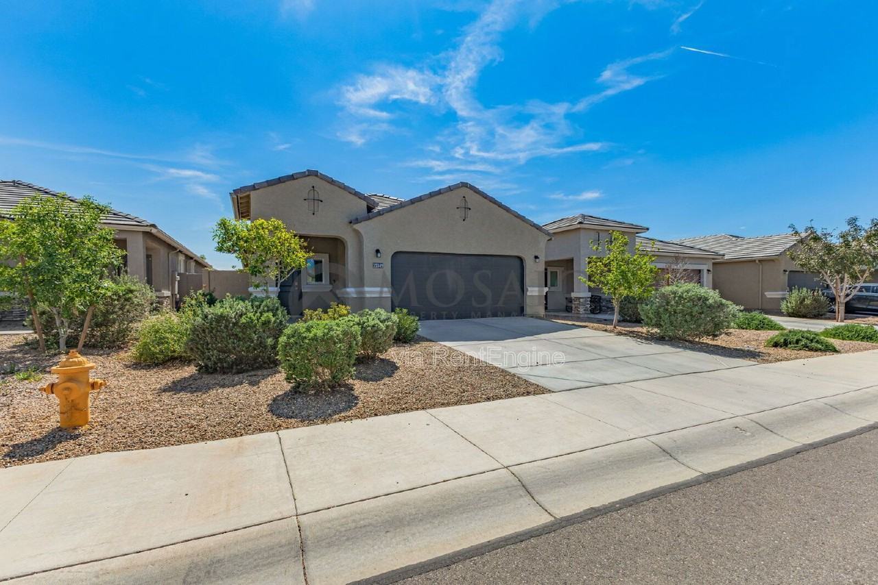 35349 W San Alvarez Ave - Photo 3 of 34