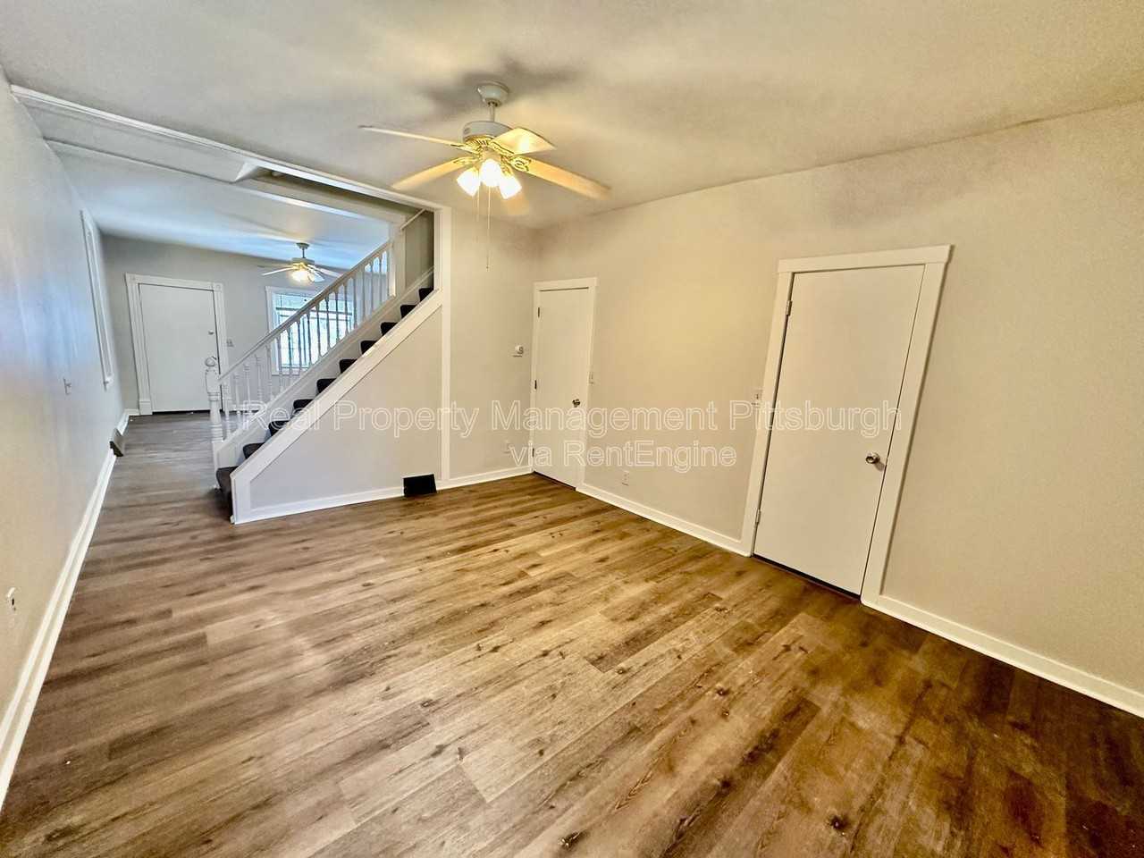 126 Earl St - Photo 3 of 14