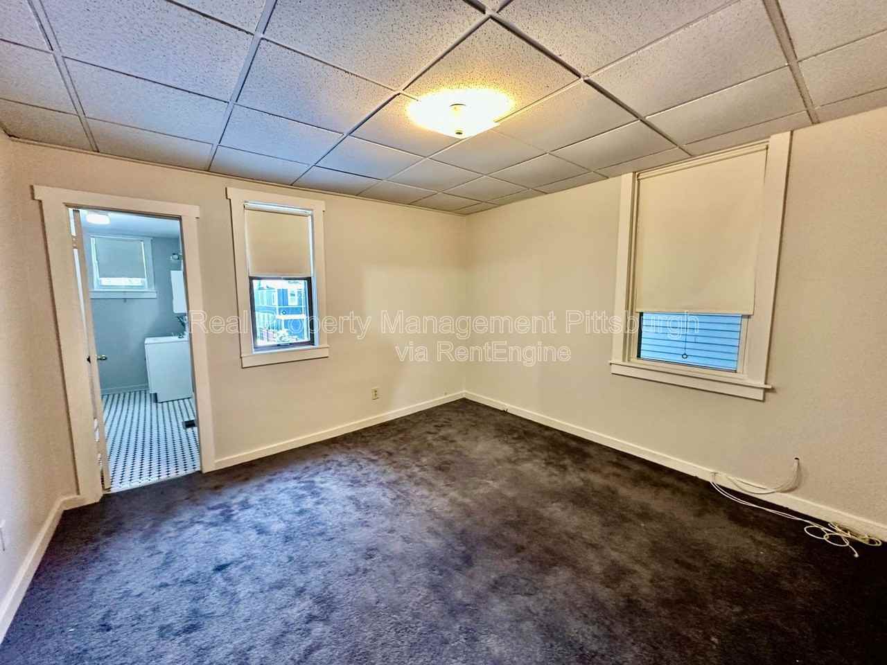 126 Earl St - Photo 7 of 13