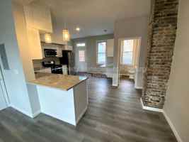 featured image of 2140 Lowrie St #2