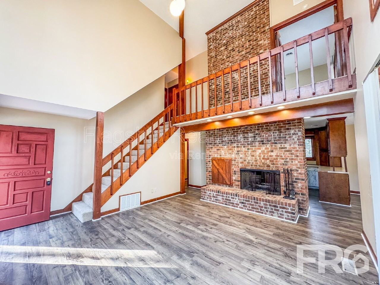 1228 Forest Acres Dr - Photo 6 of 36