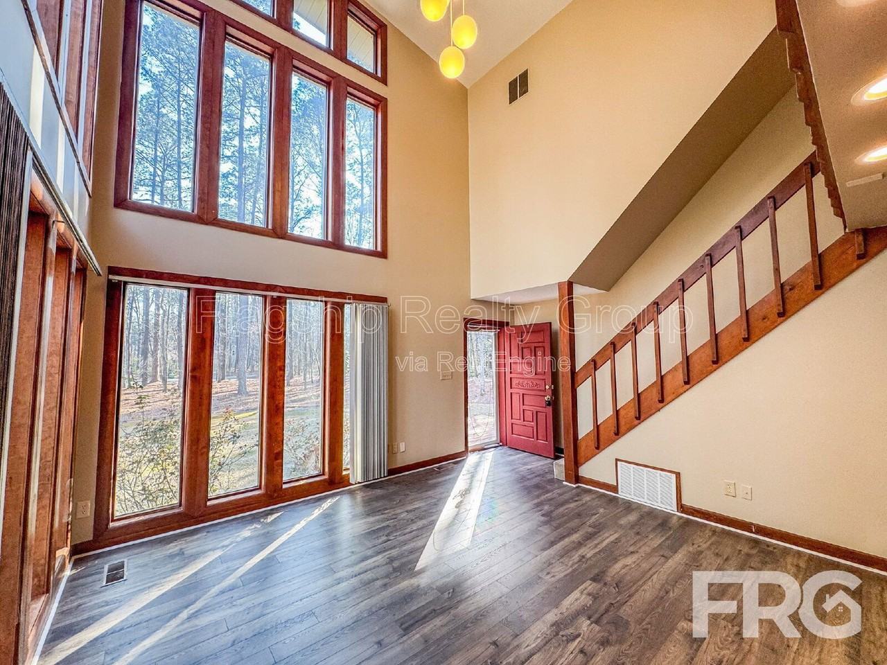 1228 Forest Acres Dr - Photo 7 of 36