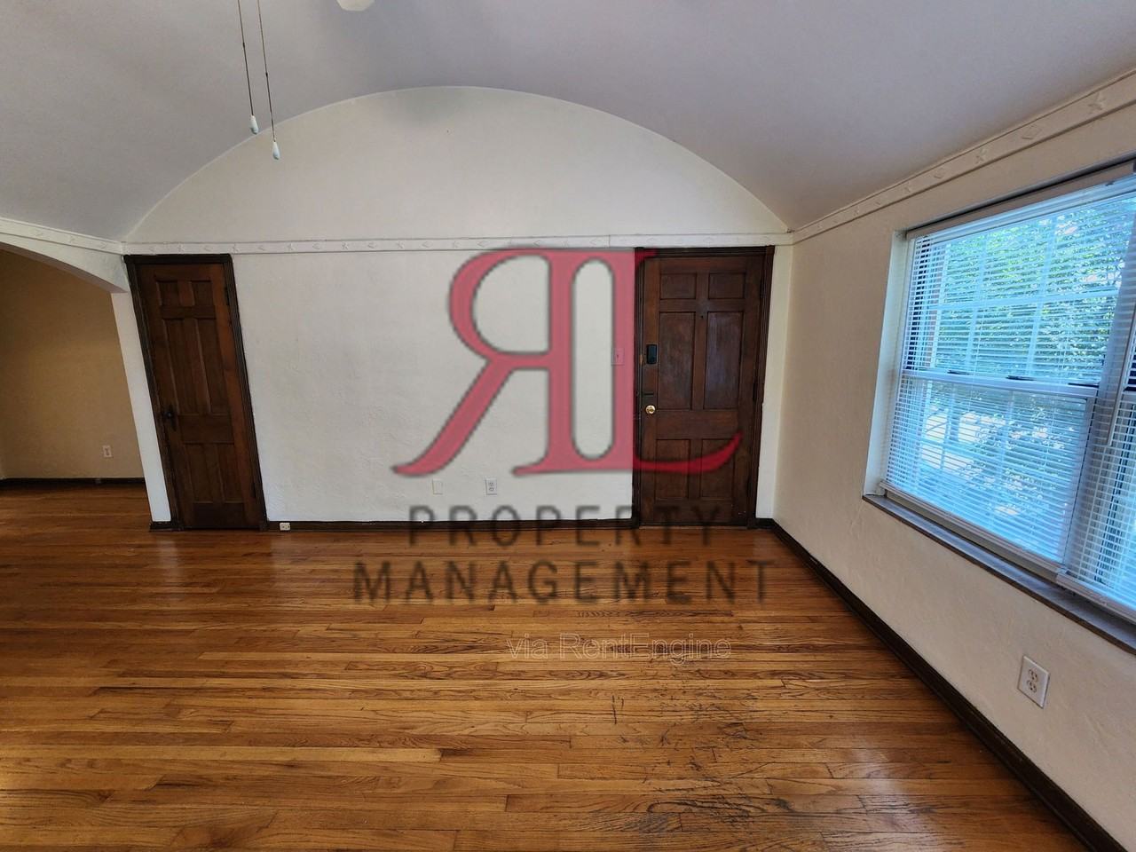 1088 Northwest Blvd #D - Photo 3 of 27