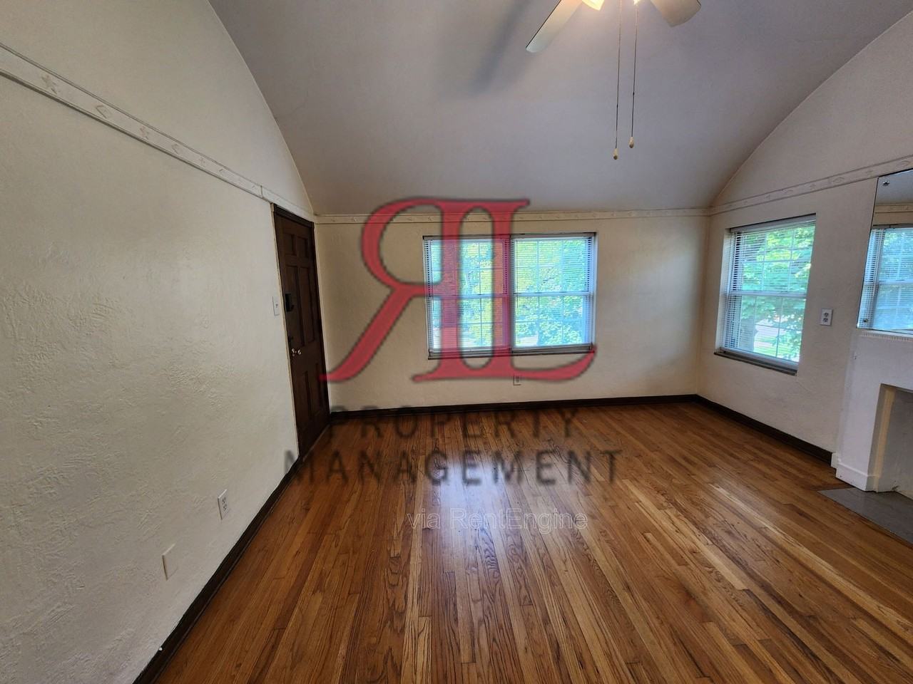 1088 Northwest Blvd #D - Photo 5 of 27