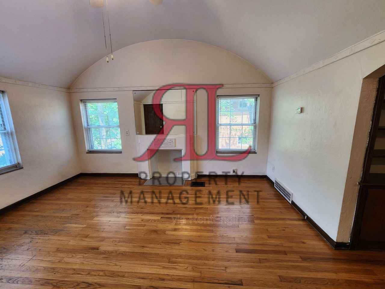 1088 Northwest Blvd #D - Photo 6 of 27