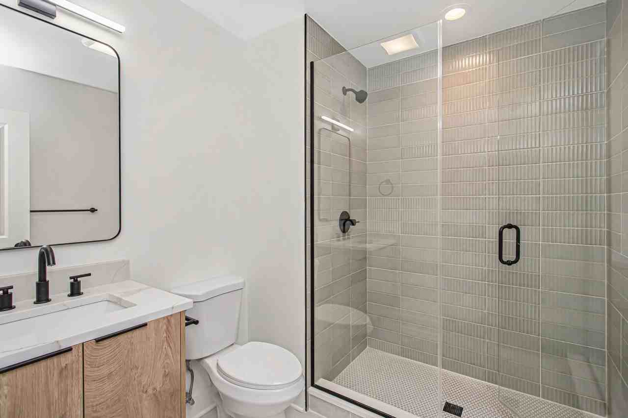 The Schoolhouse at 4641 N Ashland - Photo 5 of 50