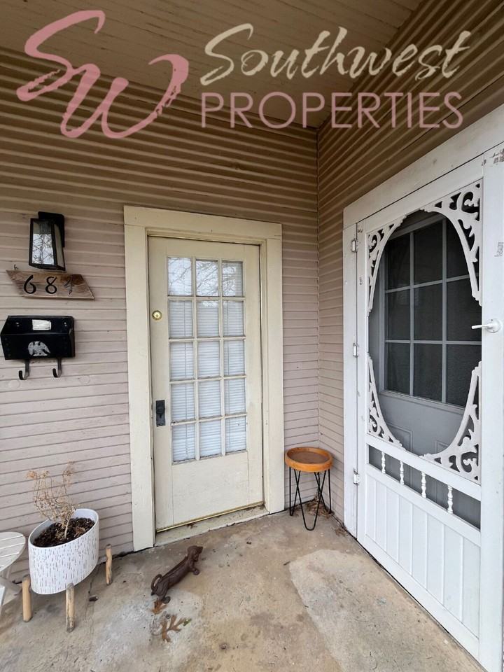 684 N Graham St - Photo 2 of 21