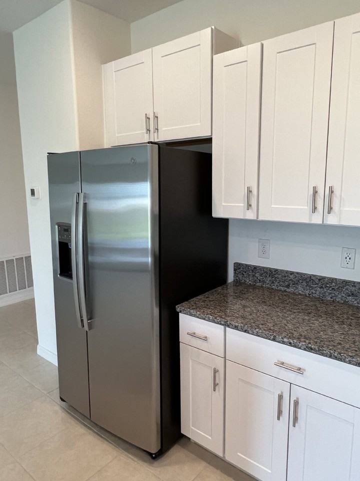 12796 Weston Oaks Ln - Photo 7 of 23