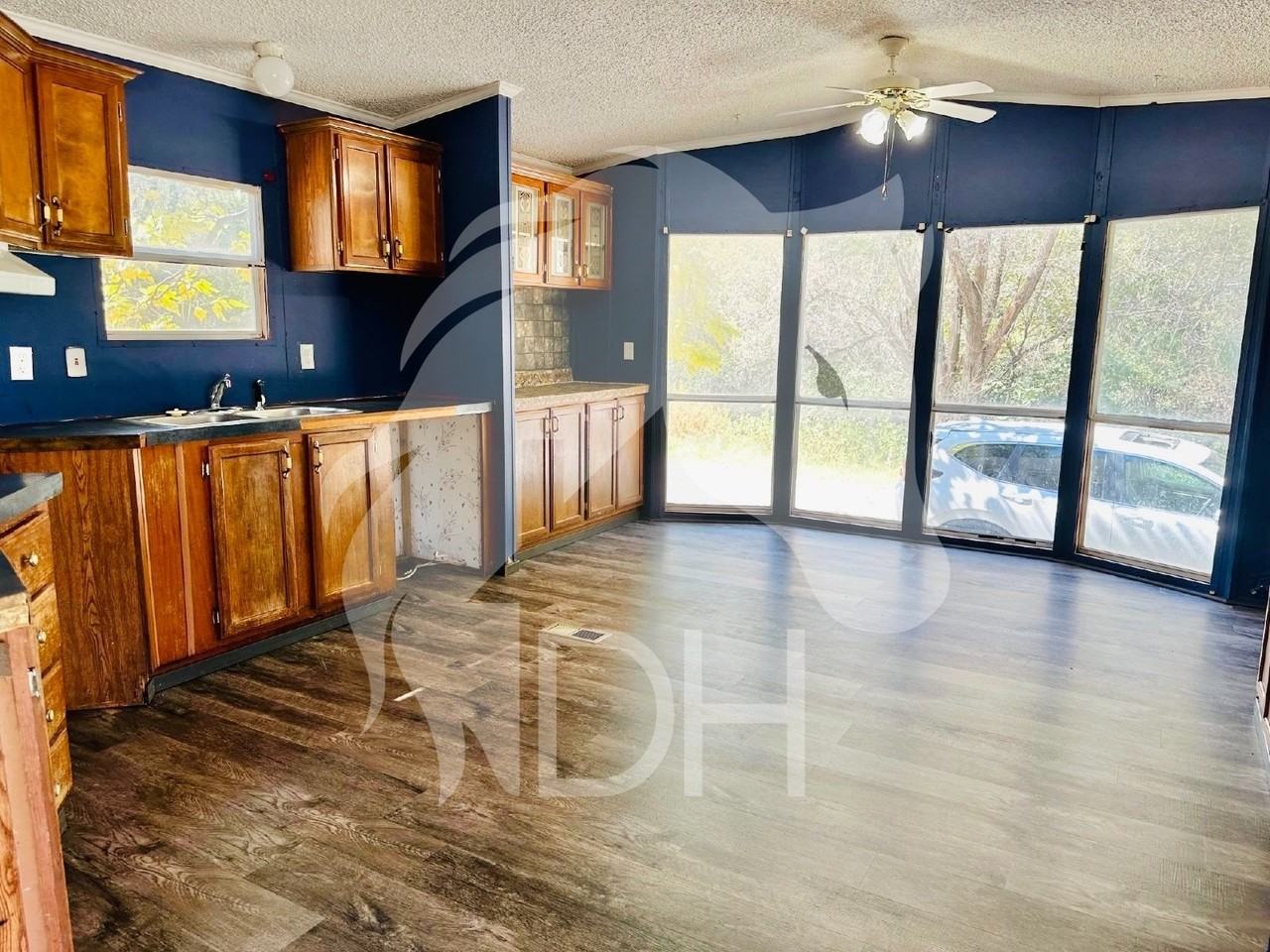 310 Madison Ave - Photo 4 of 8