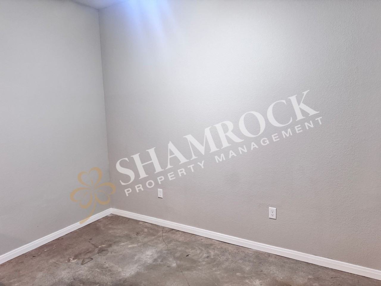 1307 Austin Ave #107 - Photo 5 of 10