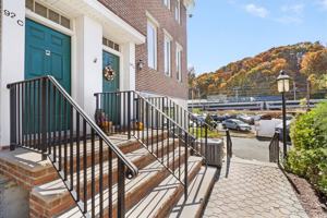 featured image of 92 E Blackwell St Apt C #Apt C