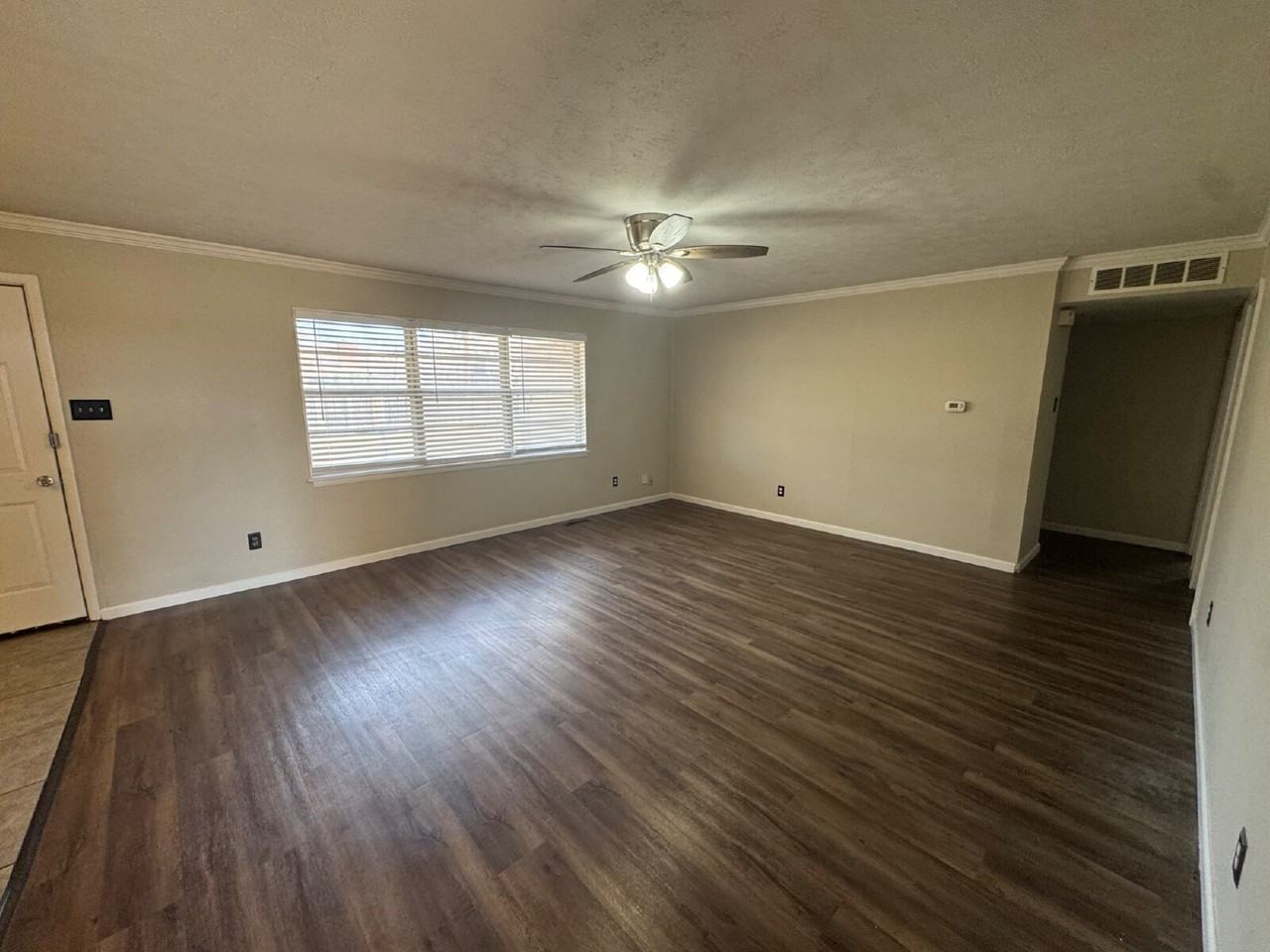 4702 31st St - Photo 2 of 11