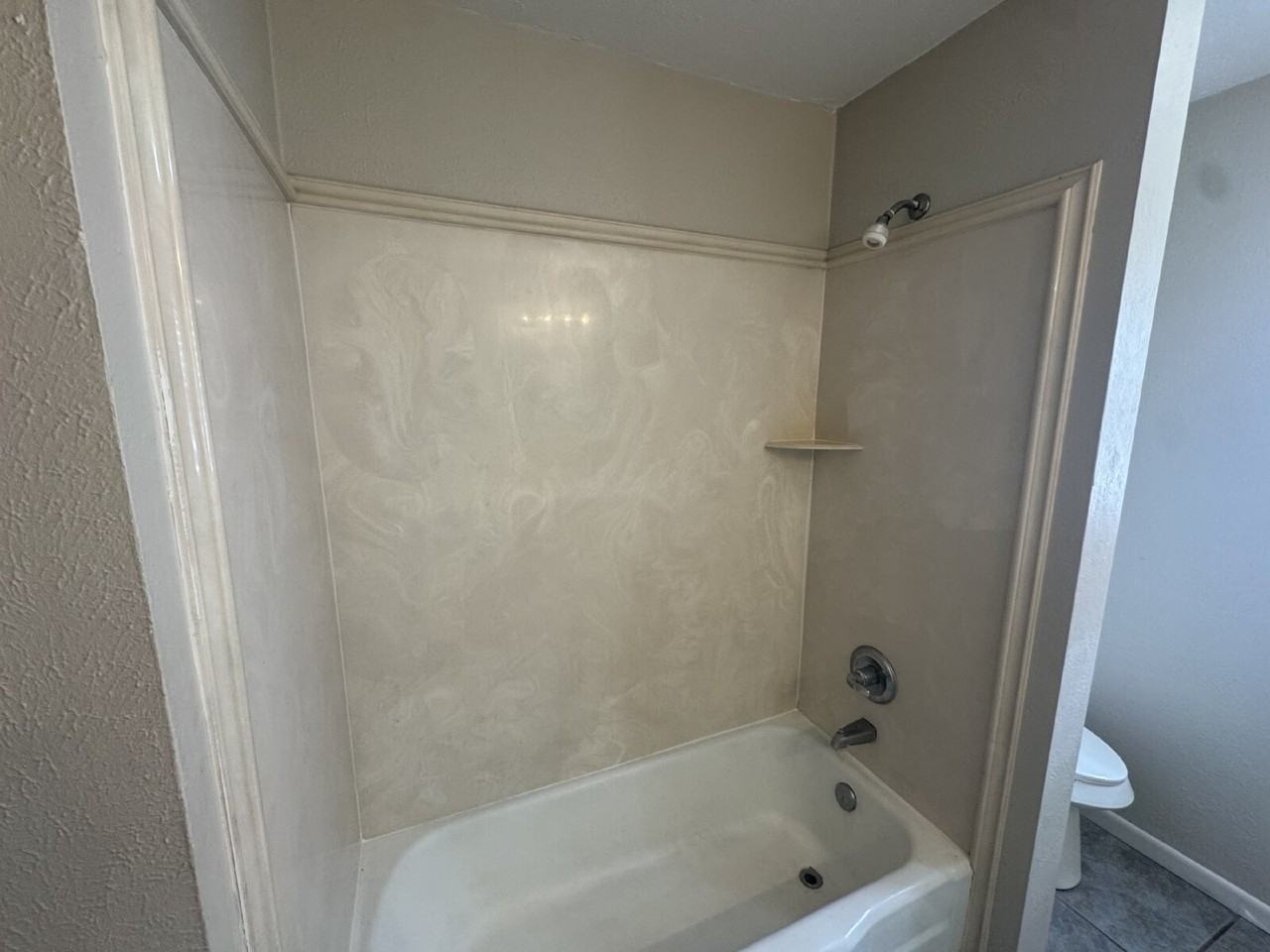 4702 31st St - Photo 7 of 11