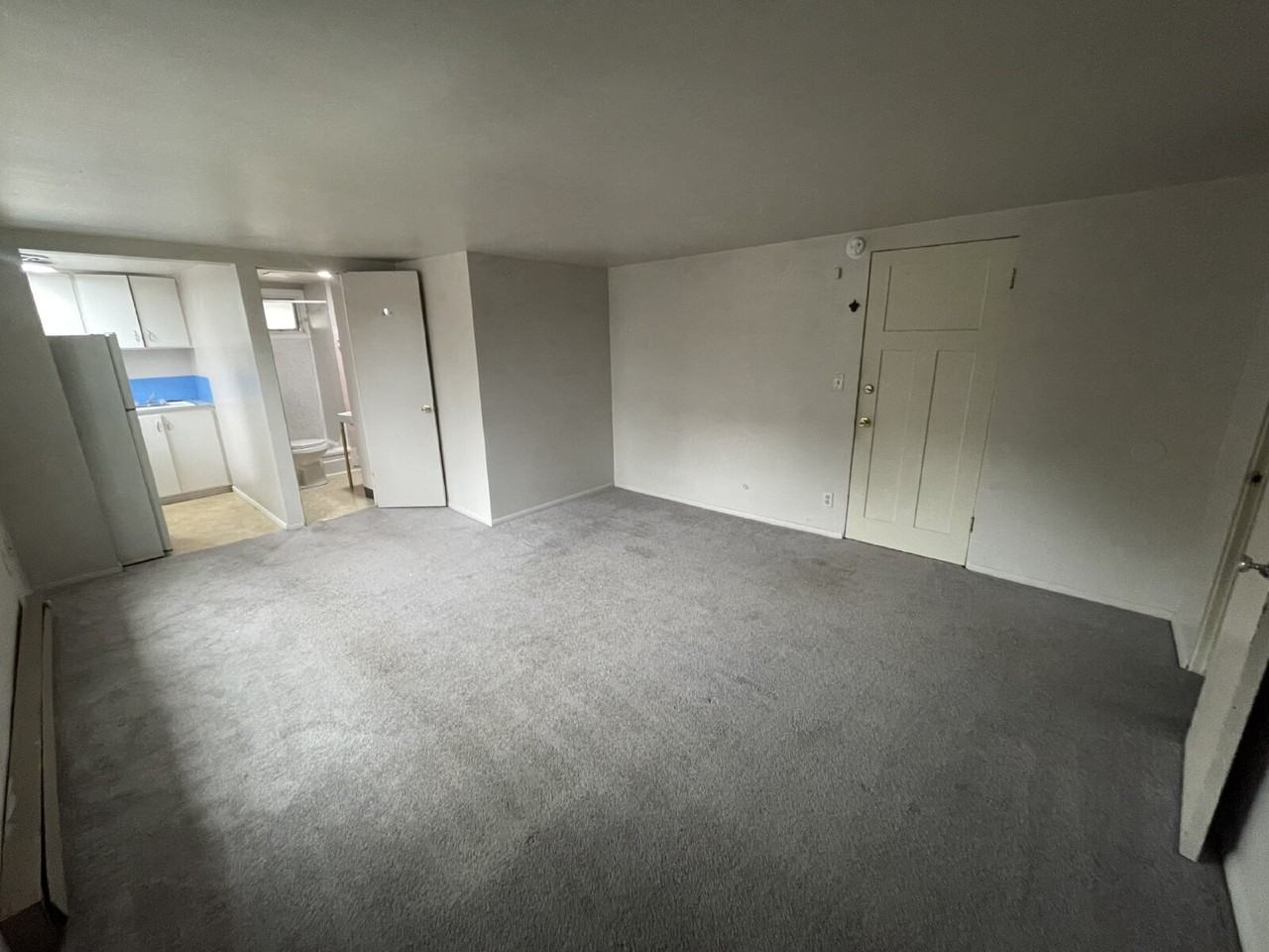 1021 Mill St - Photo 2 of 6