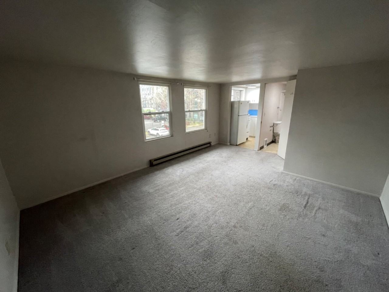 1021 Mill St - Photo 3 of 6