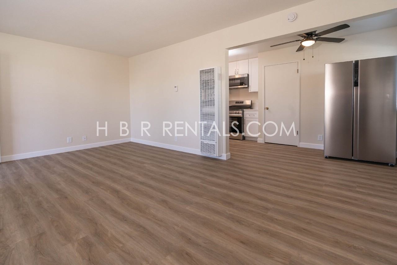 823 Frank Ct - Photo 7 of 17