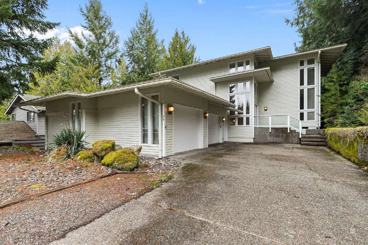 34 N Point Dr - Photo 2 of 50