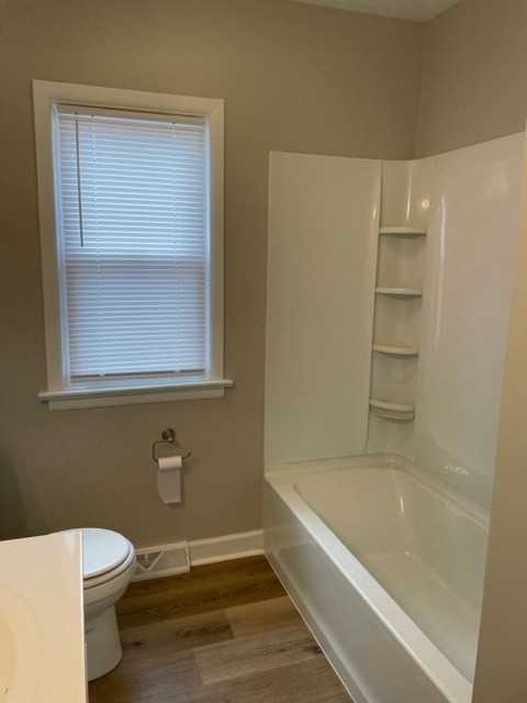 1066 Northview Dr - Photo 6 of 50