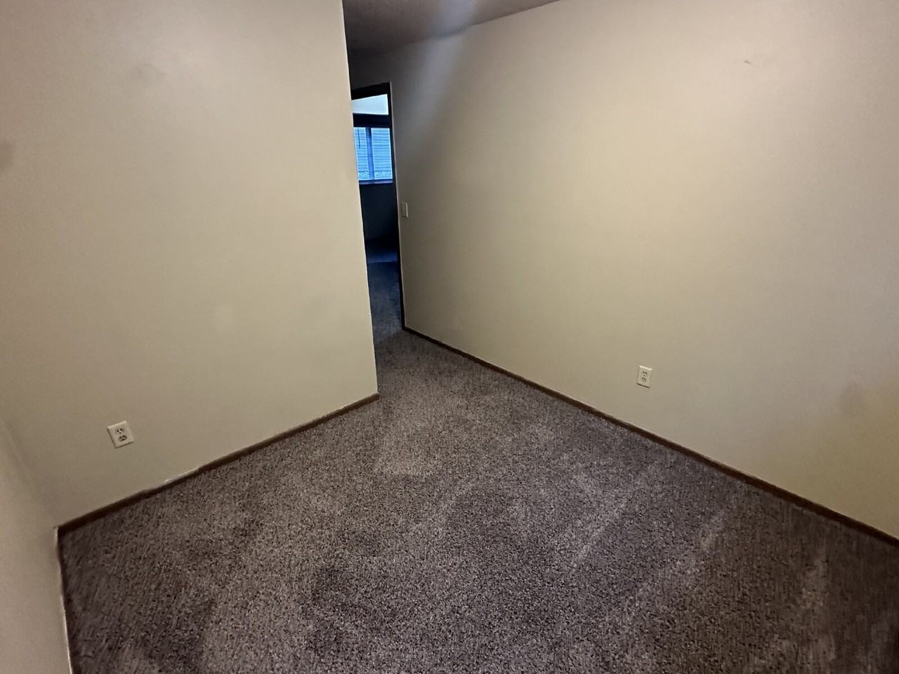 1600 Terrace Dr - Photo 4 of 6