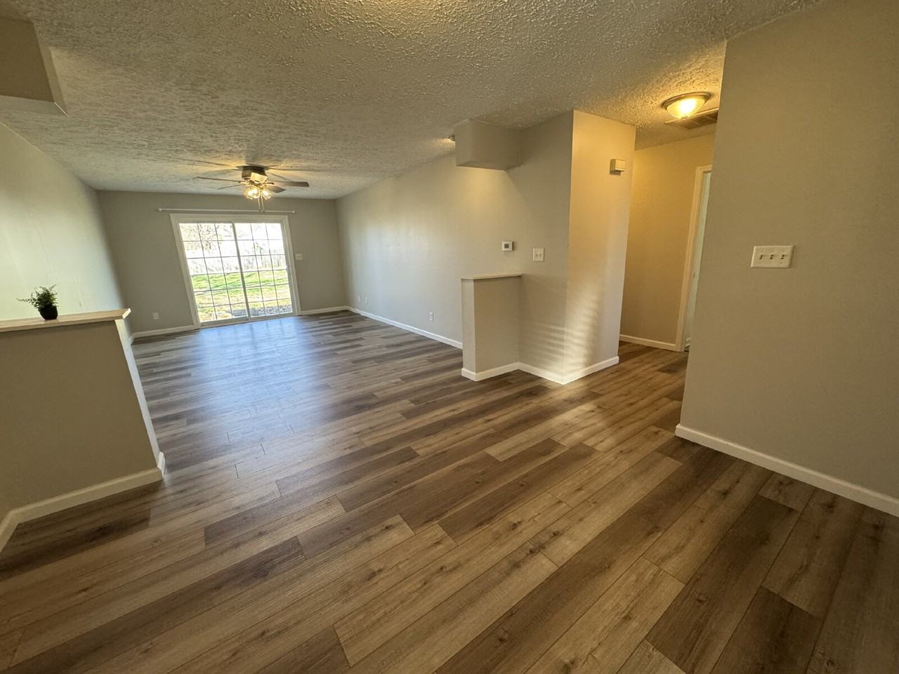 432 S 5th St - Photo 2 of 14