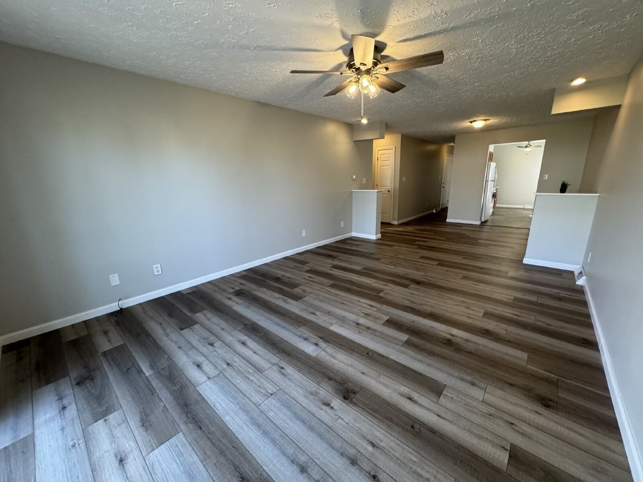 432 S 5th St - Photo 3 of 14