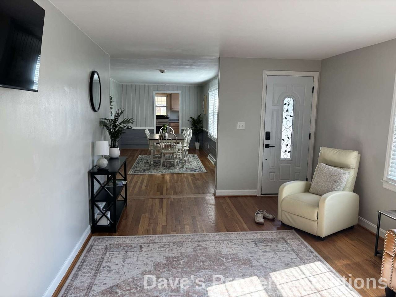 3327 Emory Dr - Photo 4 of 18