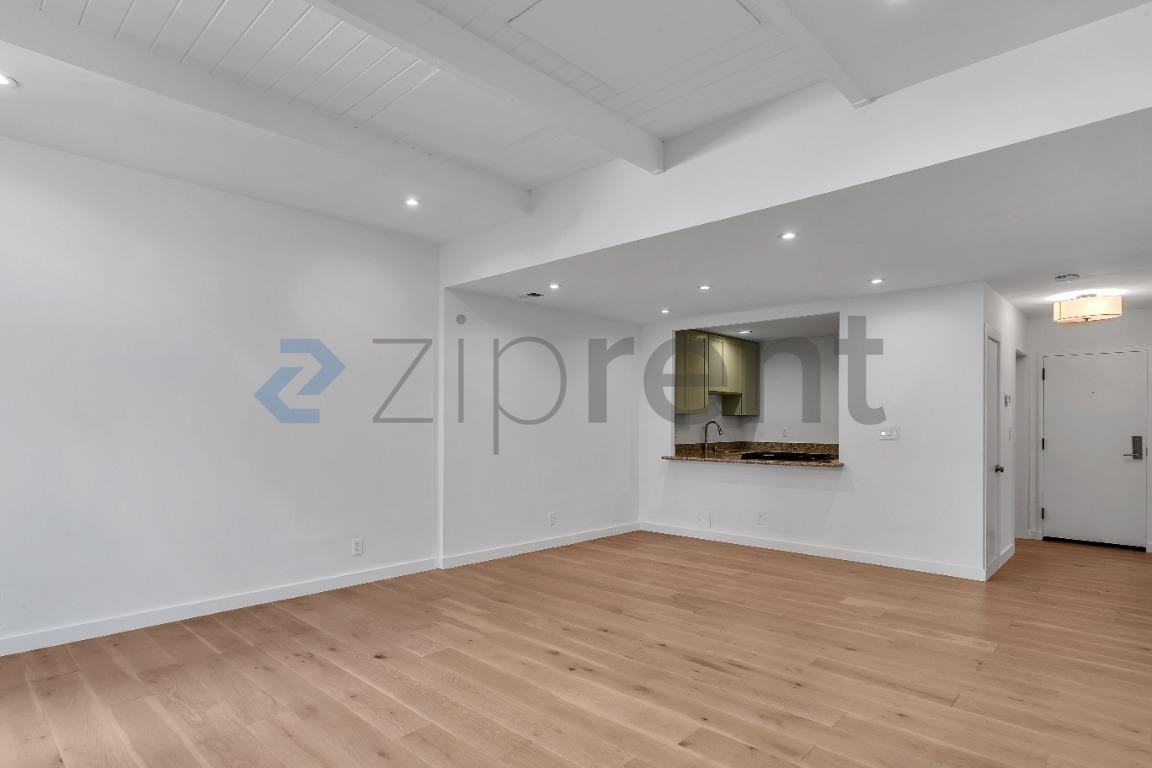 1242 Francisco St #1 - Photo 7 of 19