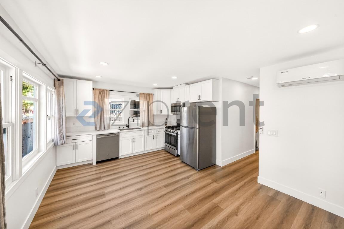 854 Orange Ave - Photo 5 of 24