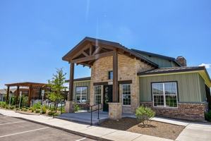 featured image of 720 Azalea Dr