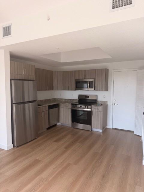 13800 Nw 22nd Ave - Photo 3 of 9