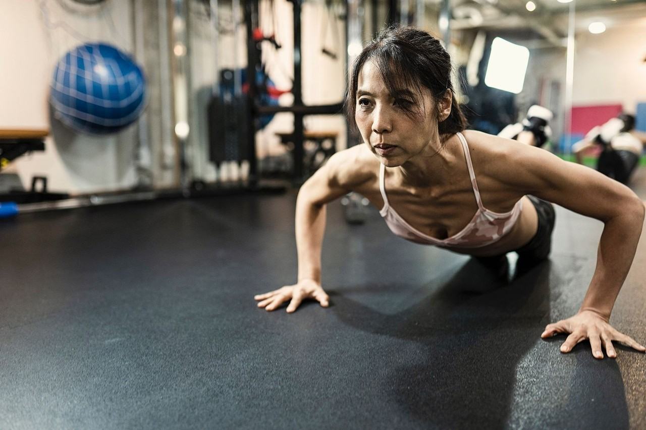 Sunningdale Beautiful 55+ Living in the Woodlands - Photo 3 of 50