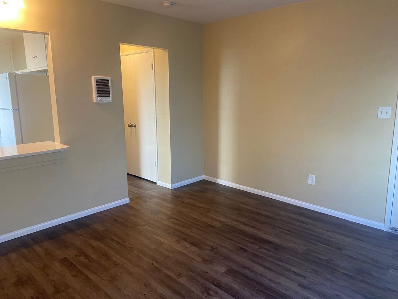 Riley Street - Photo 7 of 32