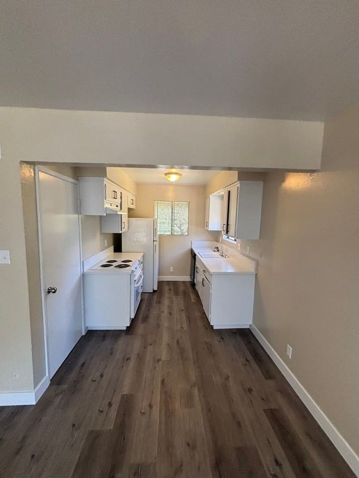 St. Kathryn Apartments - Photo 3 of 22