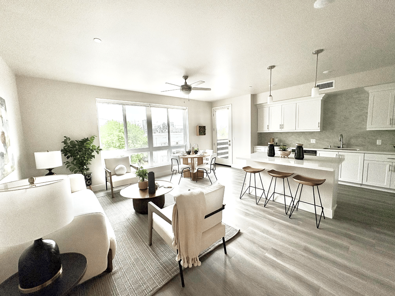 Asano on Fourth - Photo 2 of 50